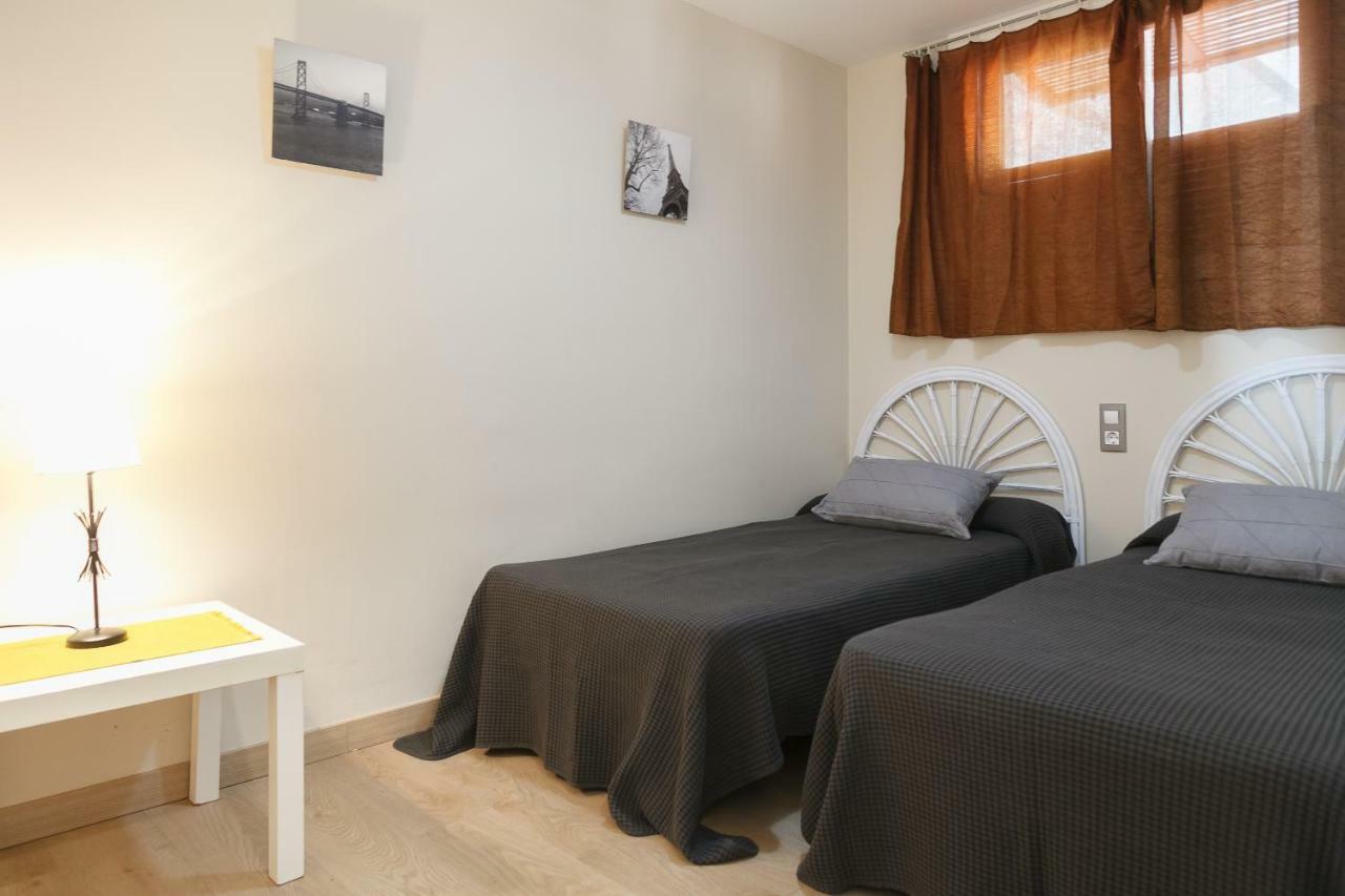סאלו Uhc Acantilados Family Apartments מראה חיצוני תמונה