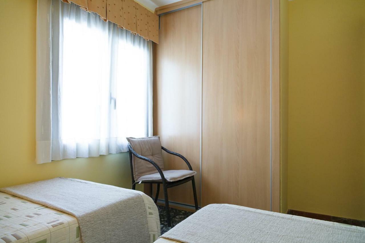 סאלו Uhc Acantilados Family Apartments מראה חיצוני תמונה